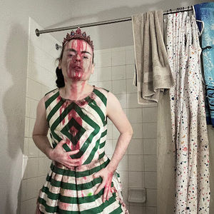 Meet your Posher, Miss